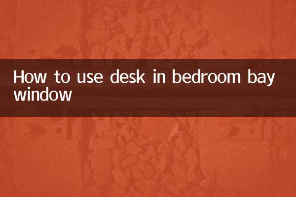 Come usare la scrivania nella finestra a bovindo della camera da letto