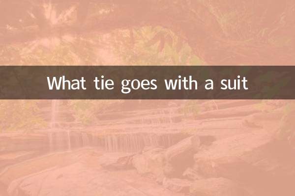 Que gravata combina com terno