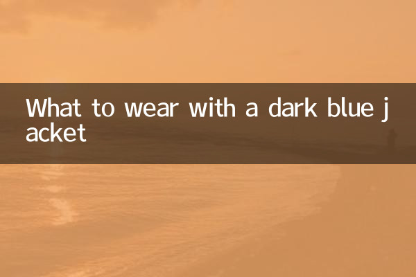 Qué llevar con una chaqueta azul oscuro.