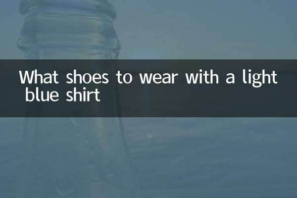 Quelles chaussures porter avec une chemise bleu clair