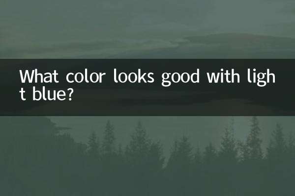 Che colore sta bene con l'azzurro?