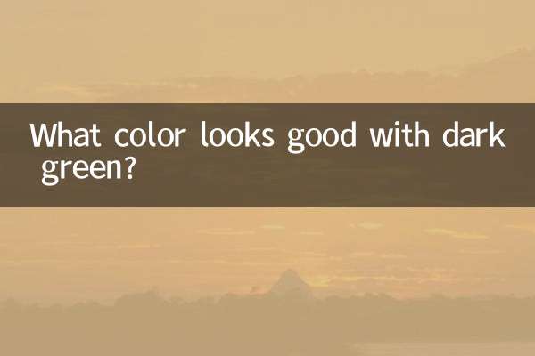 Che colore sta bene con il verde scuro?