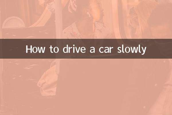 Come guidare lentamente un'auto
