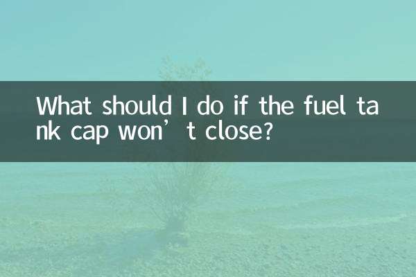 O que devo fazer se a tampa do tanque de combustível não fechar?