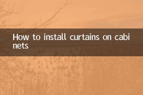 So installieren Sie Vorhänge an Schränken