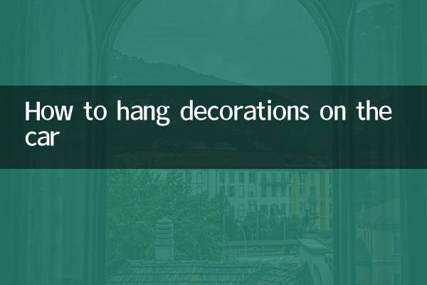 Come appendere le decorazioni sull'auto