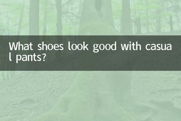 Que sapatos ficam bem com calças casuais?