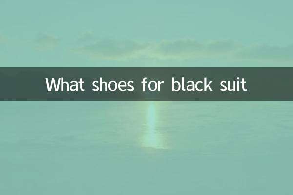 Que sapatos para um terno preto